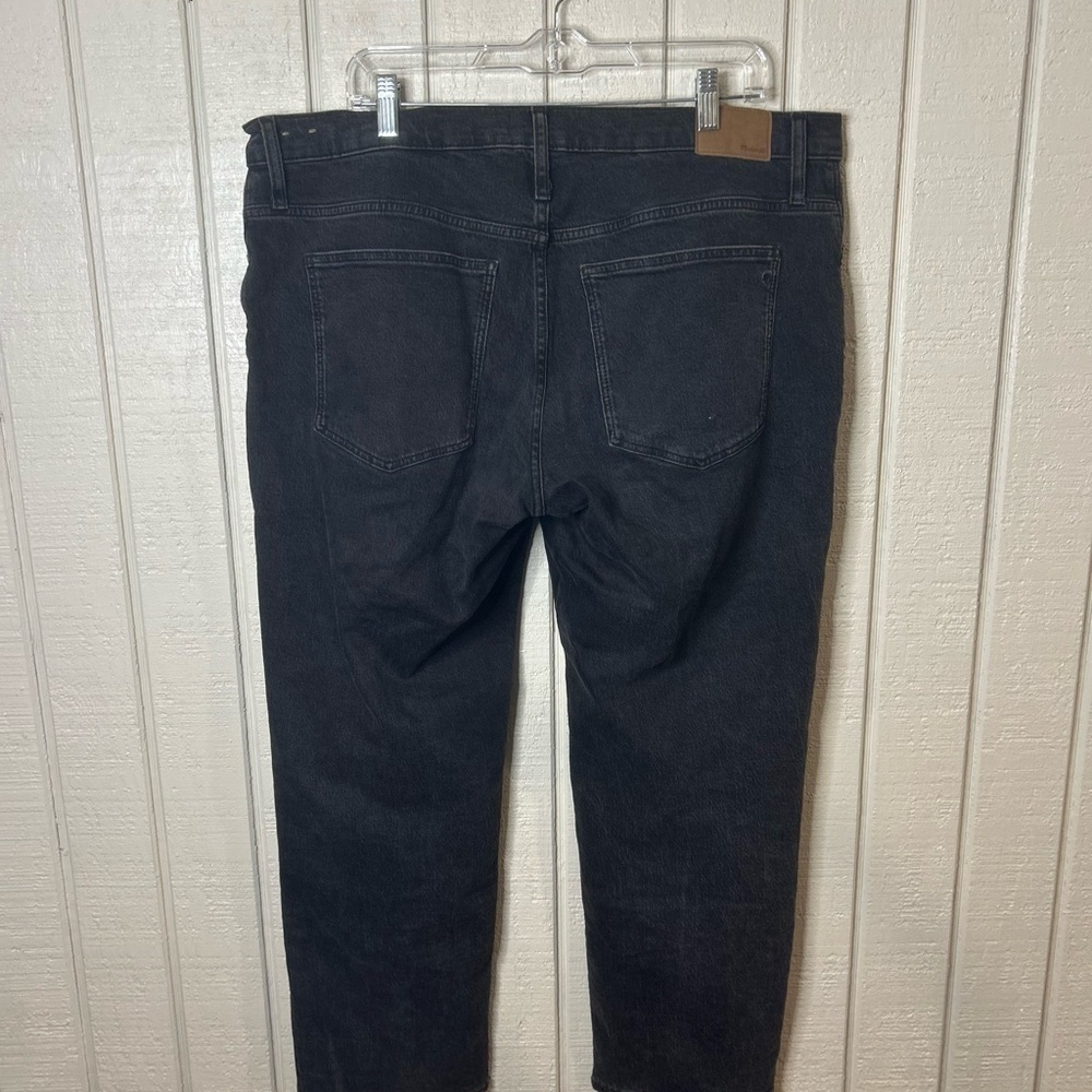 Madewell The Mid-Rise Perfect Vintage Jeans in Rosella Wash: Ripped Edition - Picture 7 of 9